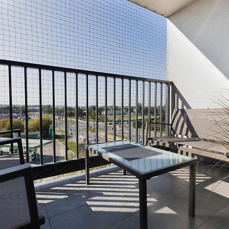 Podgorze Lipska Pet-Friendly Apartment With Balcony And Parking By Renters Prestige Krakow Luaran gambar