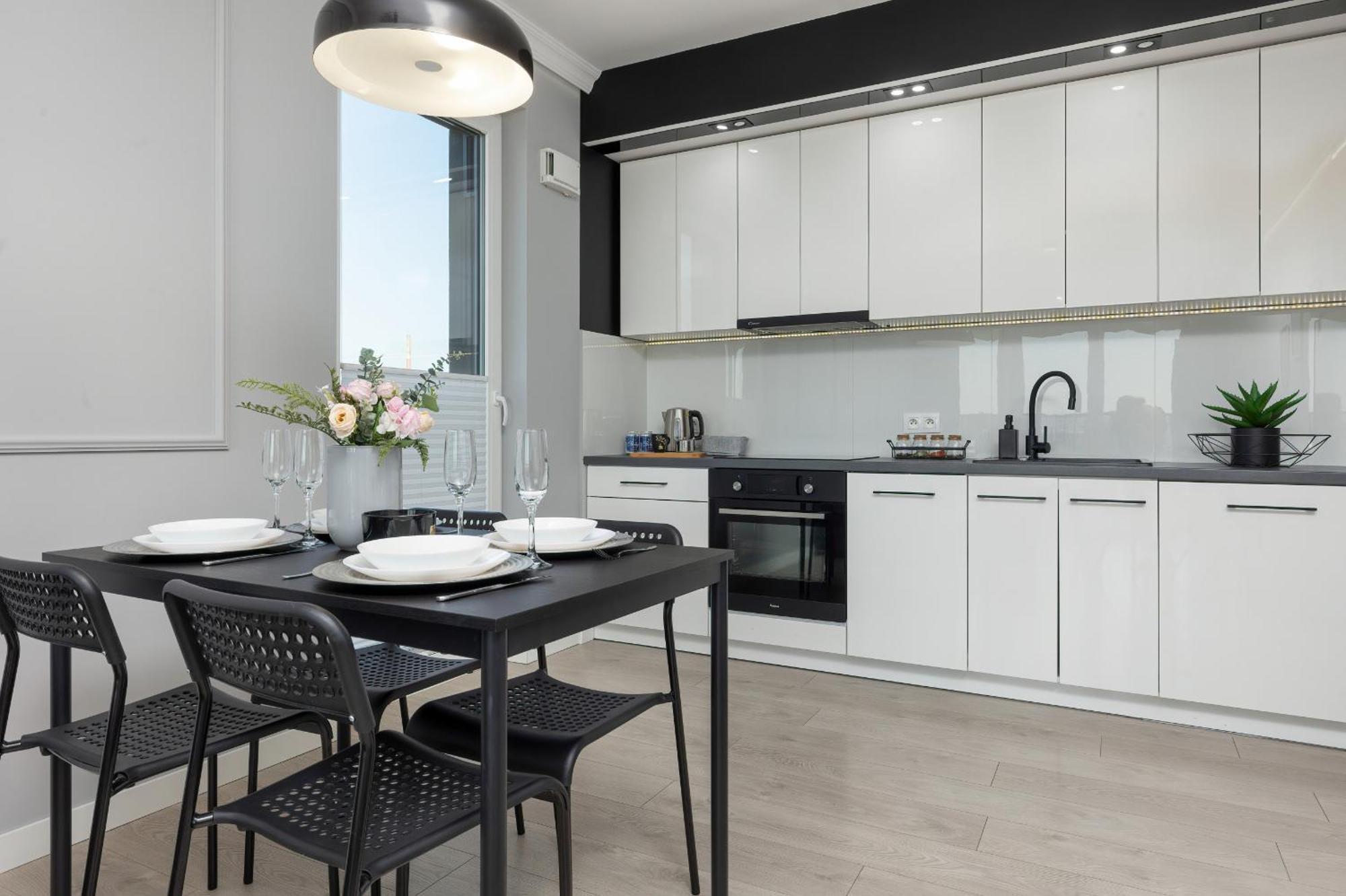 Podgorze Lipska Pet-Friendly Apartment With Balcony And Parking By Renters Prestige Krakow Luaran gambar
