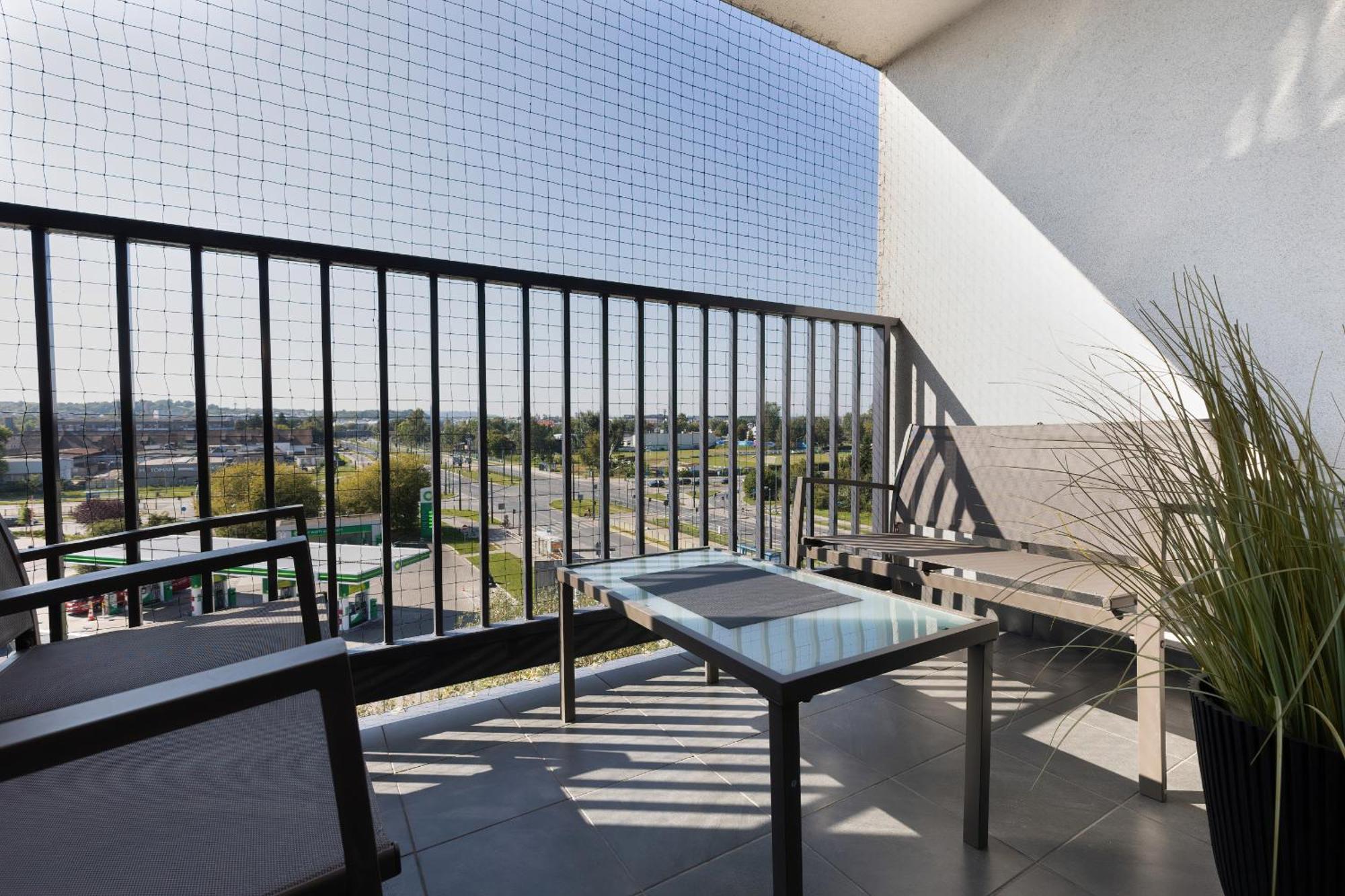 Podgorze Lipska Pet-Friendly Apartment With Balcony And Parking By Renters Prestige Krakow Luaran gambar